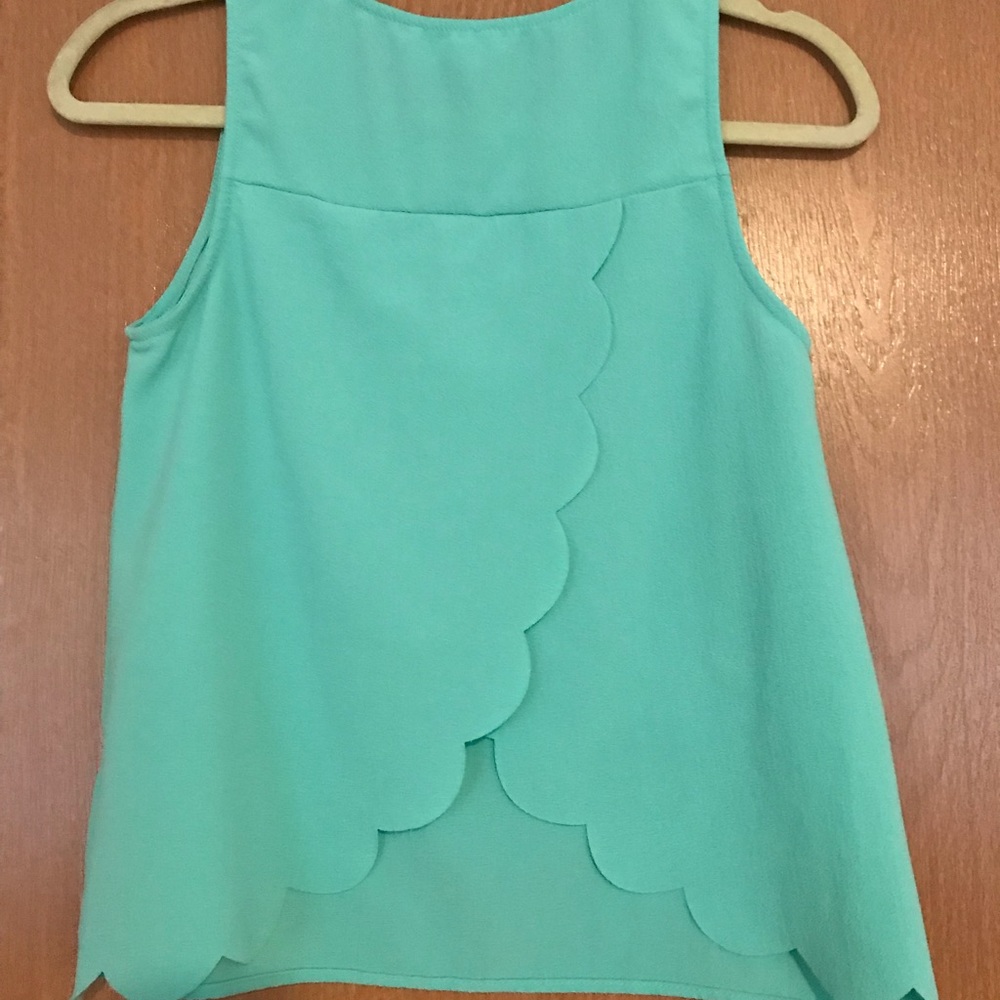 Scalloped everly tank top